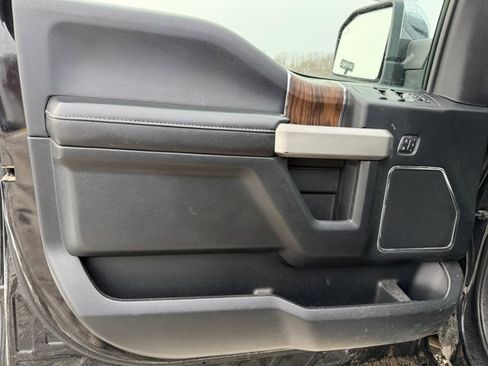 Used 2020 Ford F150 Lariat w/ Equipment Group 502A Luxury image 23