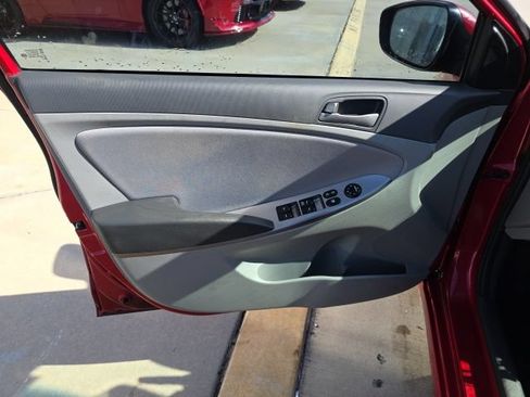 Used 2017 Hyundai Accent Value Edition FWD image 5