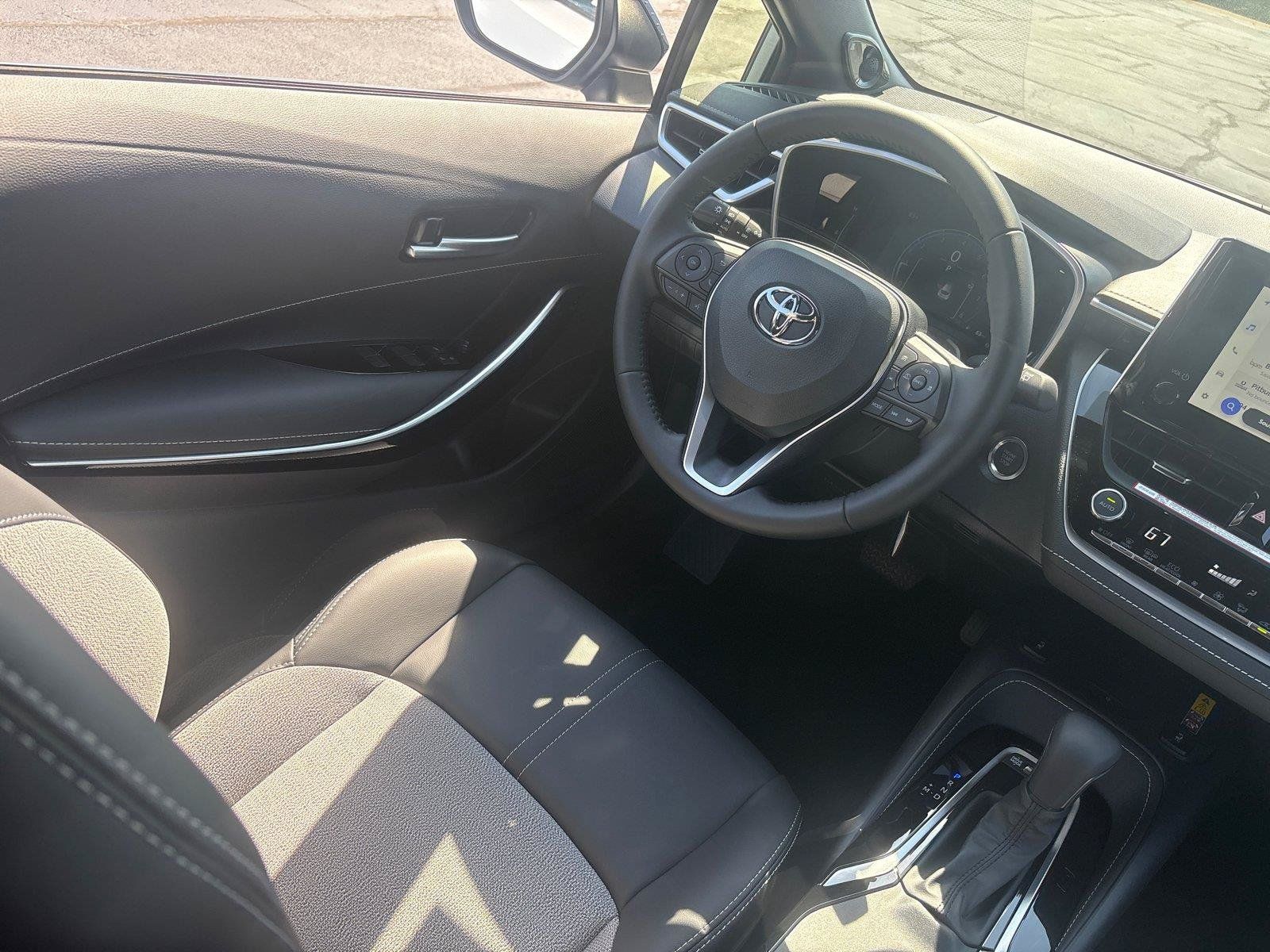 Used 2026 Toyota Corolla XSE FWD image 16