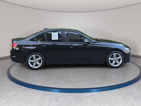 Used 2015 BMW 328i xDrive Sedan AWD/4WD image 4