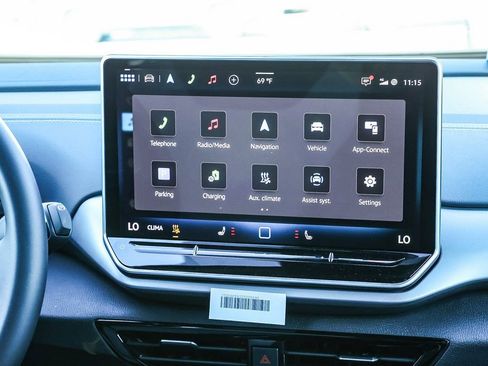 New 2026 Volkswagen ID.4 Pro image 23