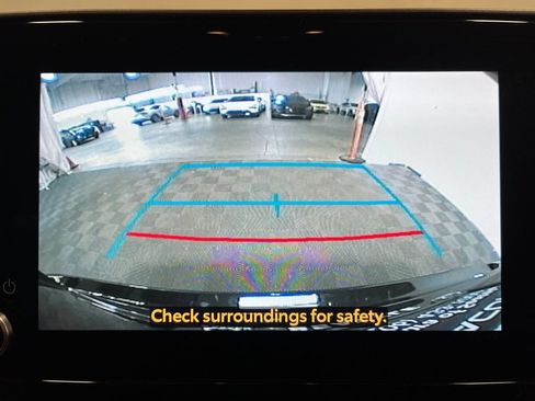 Used 2023 Toyota Highlander XLE AWD/4WD image 8