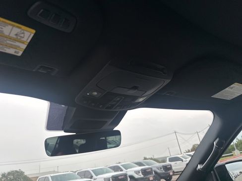 Used 2019 Lincoln Navigator L Reserve image 38