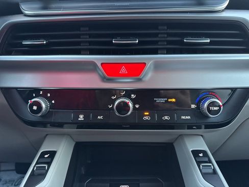 Used 2021 Kia Telluride S image 5