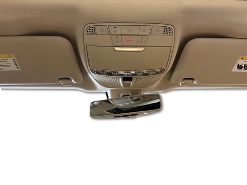 Used 2018 Mercedes-Benz E 300 4MATIC image 25