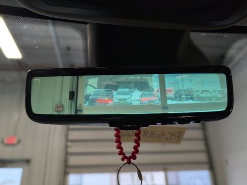 Used 2023 Jeep Grand Cherokee Limited w/ Luxury Tech Group II image 26