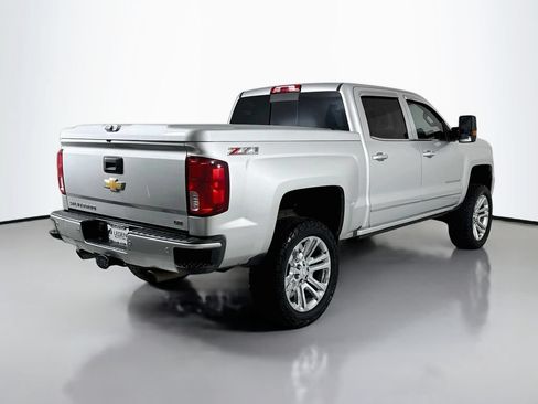 Used 2017 Chevrolet Silverado 1500 LTZ Z71 w/ LTZ Plus Package AWD/4WD image 5