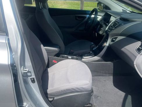 Used 2013 Hyundai Elantra GLS w/ Preferred Pkg FWD image 14