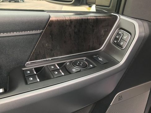 Certified 2024 Ford F350 Lariat w/ Lariat Ultimate Package image 7