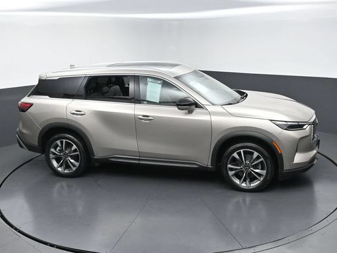 Used 2023 INFINITI QX60 Luxe AWD/4WD image 7