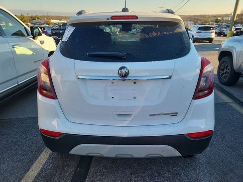 Used 2020 Buick Encore Preferred image 4
