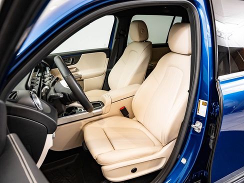 Used 2024 Mercedes-Benz EQB 300 4MATIC image 22