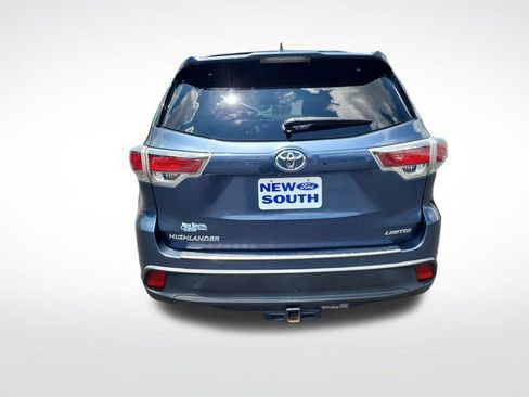 Used 2015 Toyota Highlander Limited FWD image 4