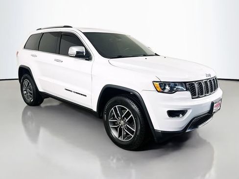 Used 2017 Jeep Grand Cherokee Limited AWD/4WD image 17