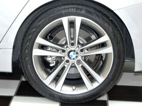 Used 2014 BMW 328i xDrive 328XI WAGON w/ Technology Package image 13