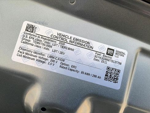 New 2026 Cadillac Optiq Sport 2 image 18