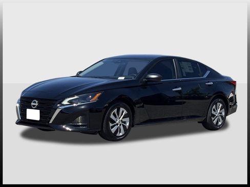 New 2025 Nissan Altima 2.5 S image 1
