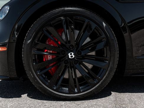 Certified 2025 Bentley Flying Spur Plug-In Hybrid AWD/4WD image 6