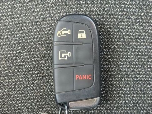 Used 2025 RAM ProMaster 2500 w/ Convenience Group FWD image 32