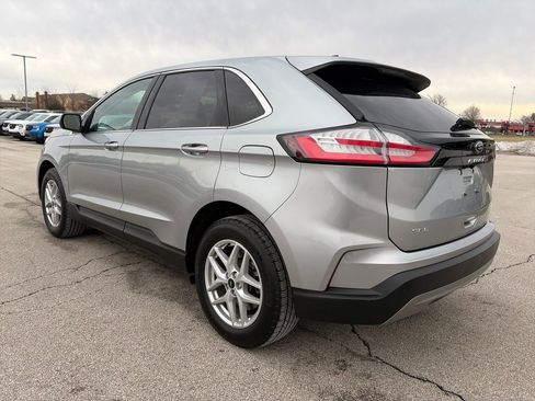 Used 2024 Ford Edge SEL image 5