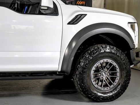 Used 2020 Ford F150 Raptor w/ Equipment Group 802A Luxury image 9