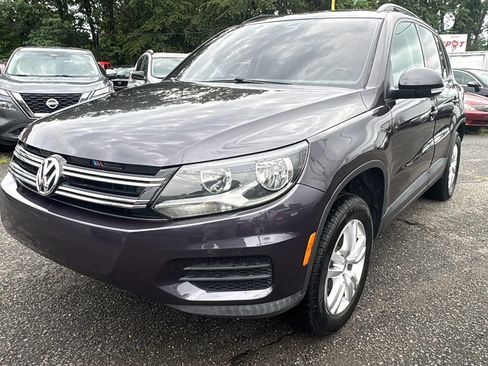 Used 2016 Volkswagen Tiguan R-Line FWD image 1