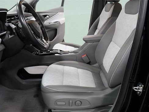 Used 2023 Chevrolet Bolt EUV Premier image 20