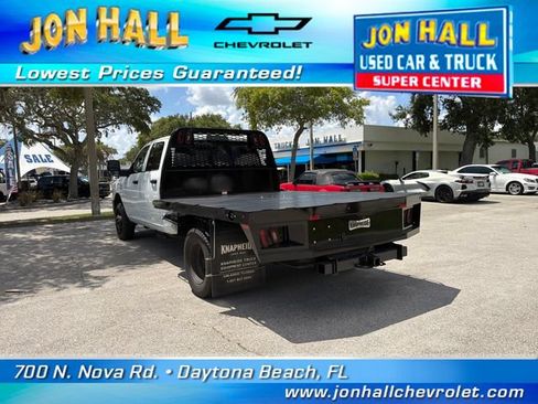 Used 2023 RAM 3500 Tradesman w/ Chrome Appearance Group AWD/4WD image 7