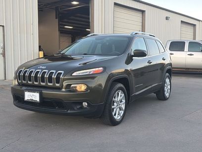 Used 2015 Jeep Cherokee Latitude w/ Comfort/Convenience Group