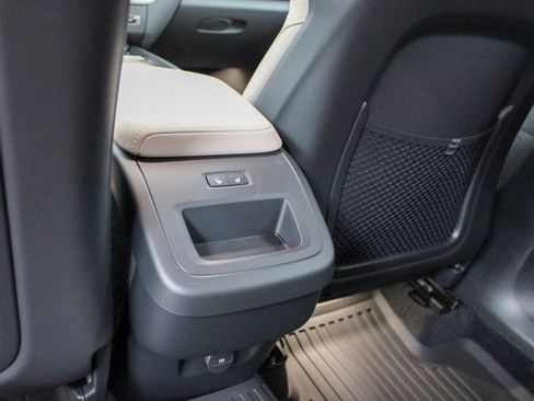 New 2026 Volvo XC60 B5 Plus w/ Protection Package Premier image 57