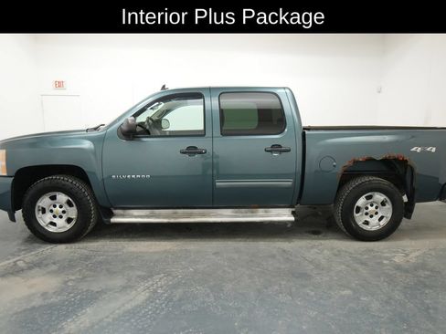 Used 2010 Chevrolet Silverado 1500 LT w/ Power Pack Plus AWD/4WD image 4
