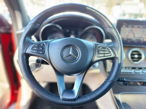 Used 2018 Mercedes-Benz GLC 300 4MATIC image 28