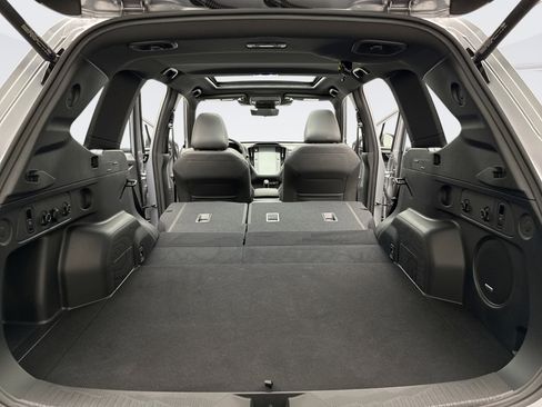 Used 2025 Subaru Forester Touring image 25