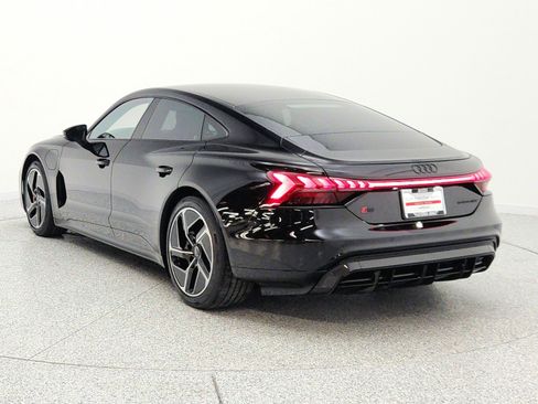 Used 2023 Audi RS e-tron GT w/ Carbon Performance Package AWD/4WD image 7
