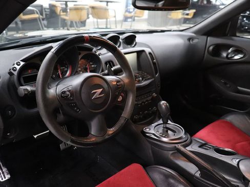 Used 2016 Nissan 370Z NISMO image 12