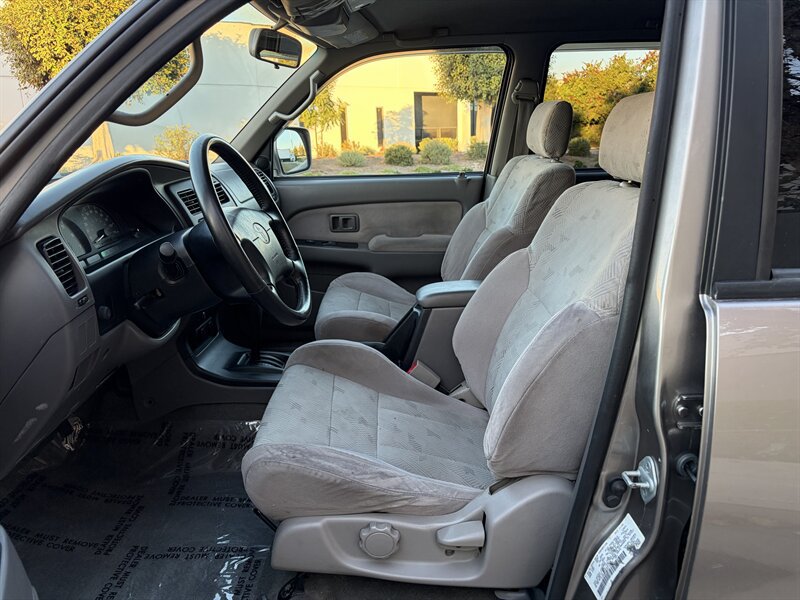 Used 2001 Toyota 4Runner SR5 RWD image 15
