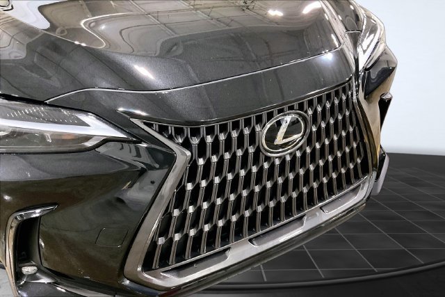 Used 2024 Lexus NX 250 FWD w/ Cold Area Package image 30