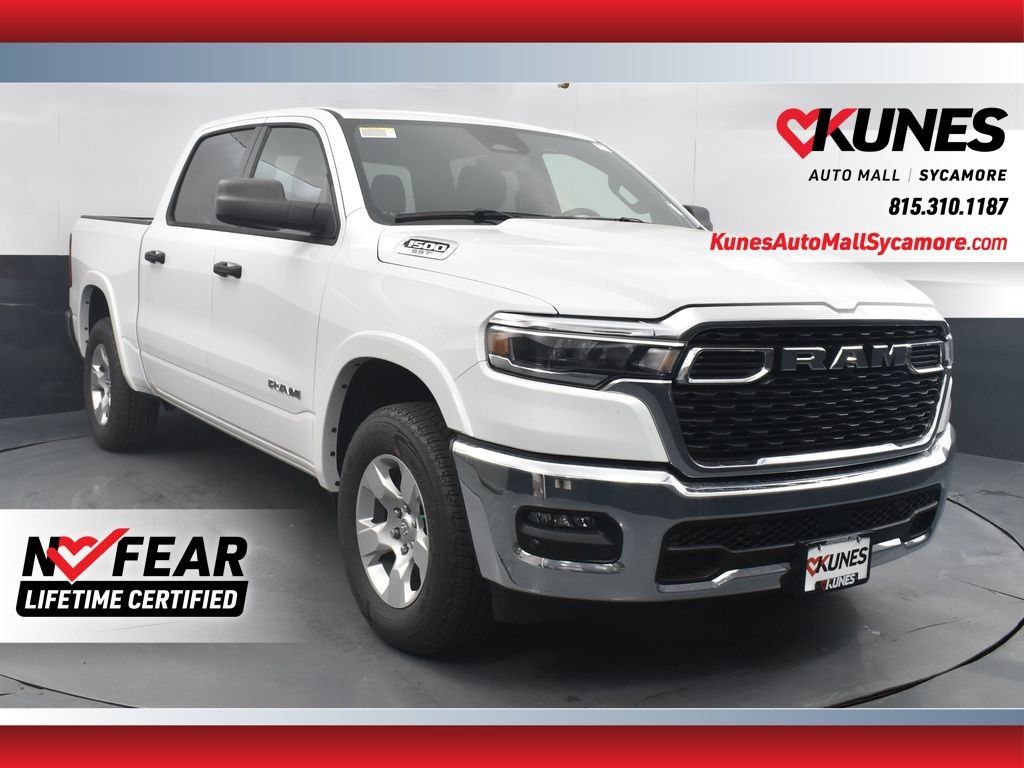 Used 2025 RAM 1500 Big Horn AWD/4WD image 1