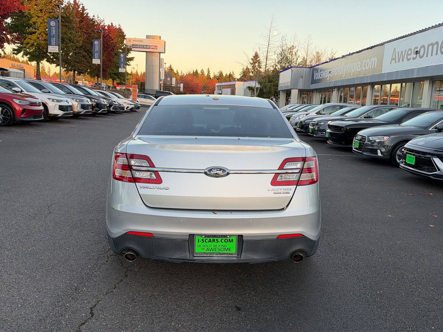 Used 2014 Ford Taurus Limited FWD image 6