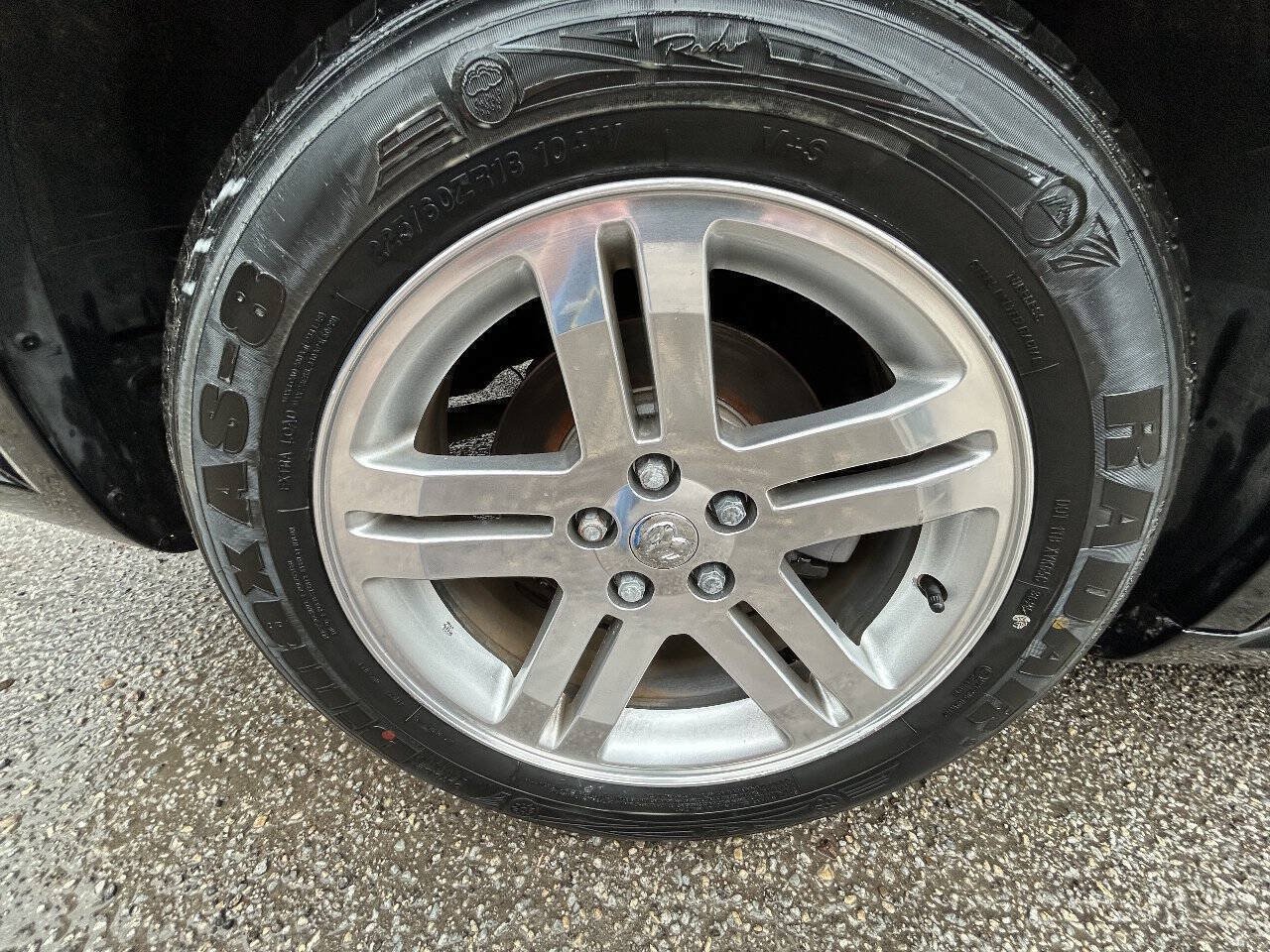 Used 2005 Dodge Magnum R/T w/ Convenience Group II RWD image 21