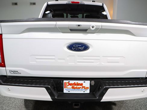 Used 2023 Ford F150 Lariat image 8