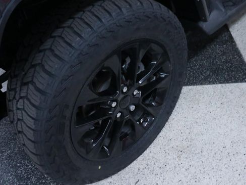 Used 2021 Jeep Gladiator Overland AWD/4WD image 32