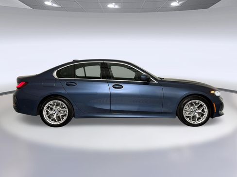 Used 2025 BMW 330i Sedan RWD image 8