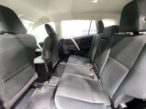 Used 2018 Toyota RAV4 LE w/ All Weather Liner Package AWD/4WD image 21