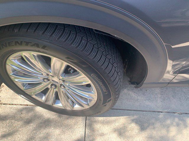 Used 2023 Ford Explorer Limited w/ Limited Technology Package RWD image 12