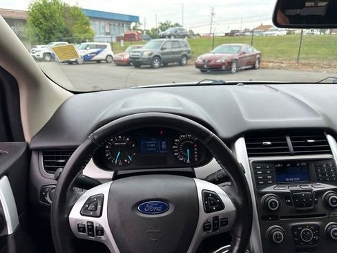 Used 2013 Ford Edge SEL AWD/4WD image 32