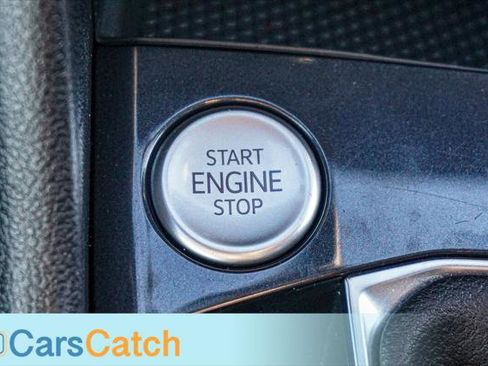 Used 2024 Volkswagen Tiguan S image 37