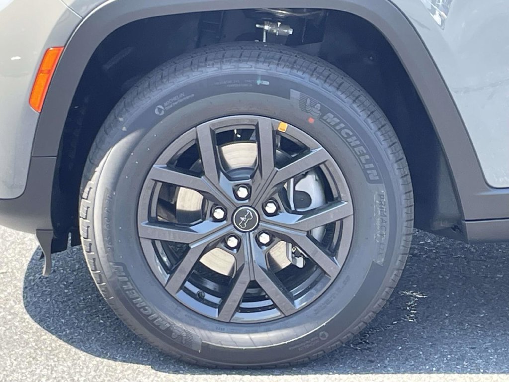 New 2027 Jeep Grand Cherokee 4WD image 11