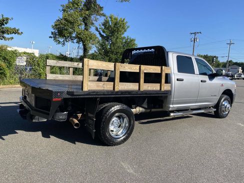 Used 2019 RAM 3500 Tradesman w/ Chrome Appearance Group AWD/4WD image 7