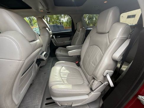 Used 2009 GMC Acadia SLT image 13